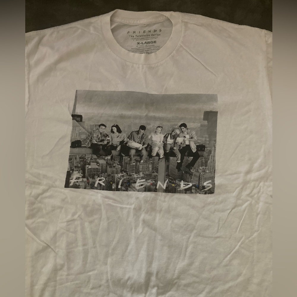 Friends TV show T-shirt, size XL
